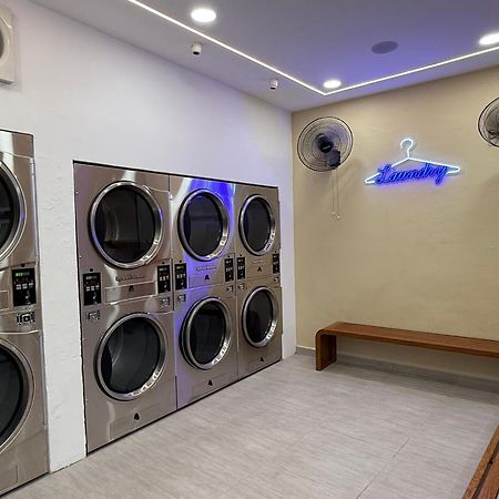 V Hotel ジョホールバル エクステリア 写真